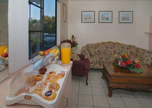 Rodeway Inn La Mesa Oda fotoğraf